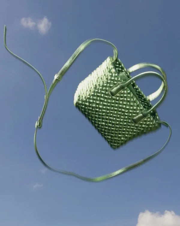 Alani 1-Melvin & Hamilton Clearance