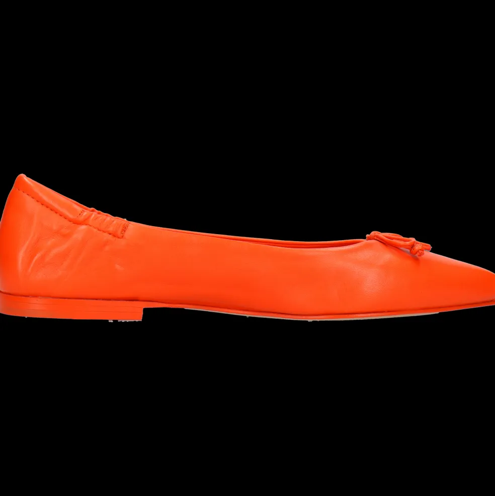 Alora 4-Melvin & Hamilton Fashion