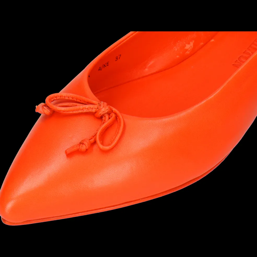 Alora 4-Melvin & Hamilton Fashion