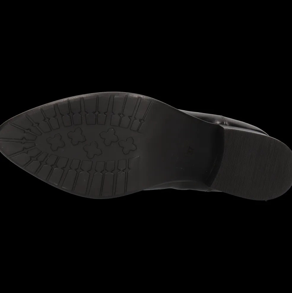 Bridie 3-Melvin & Hamilton Shop