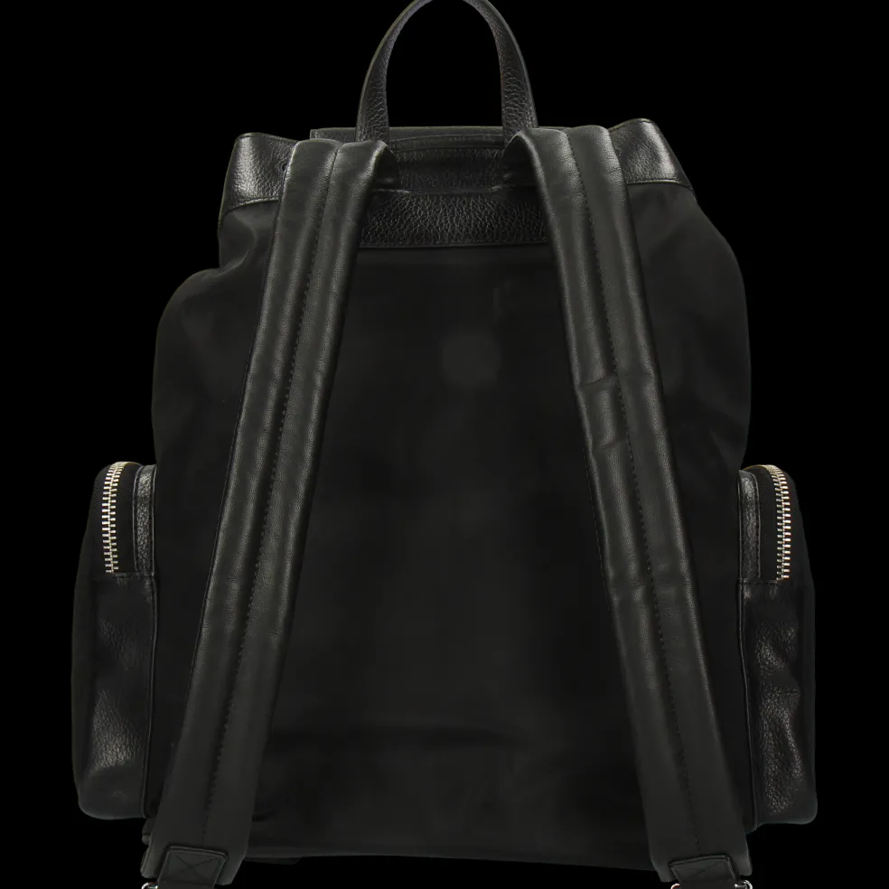 Calgary-Melvin & Hamilton Outlet