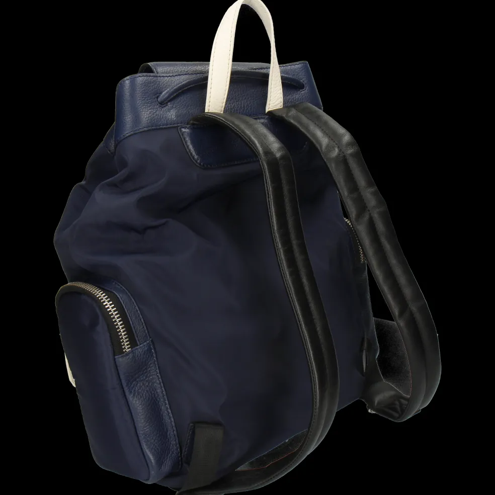 Calgary-Melvin & Hamilton Fashion