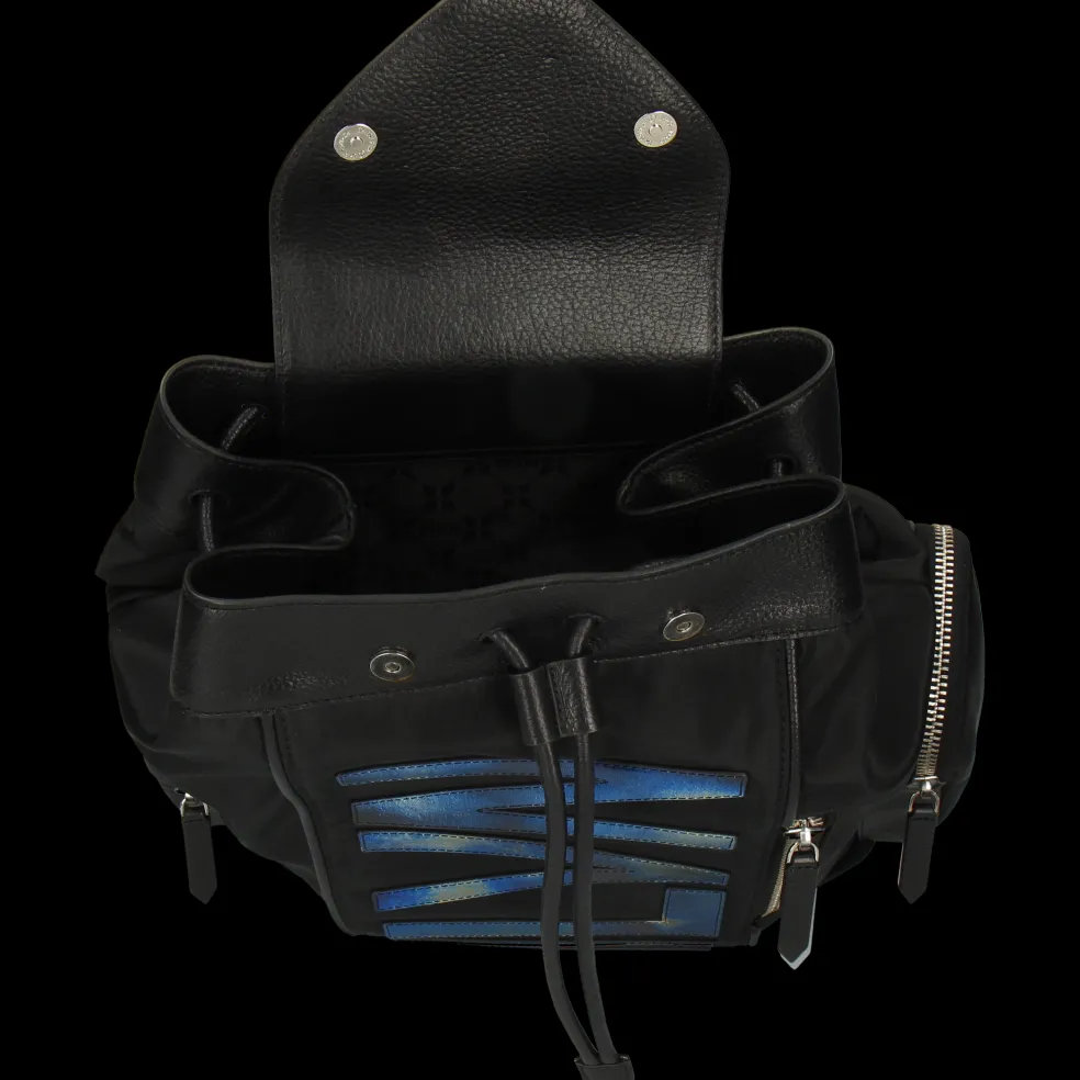 Calgary-Melvin & Hamilton Outlet