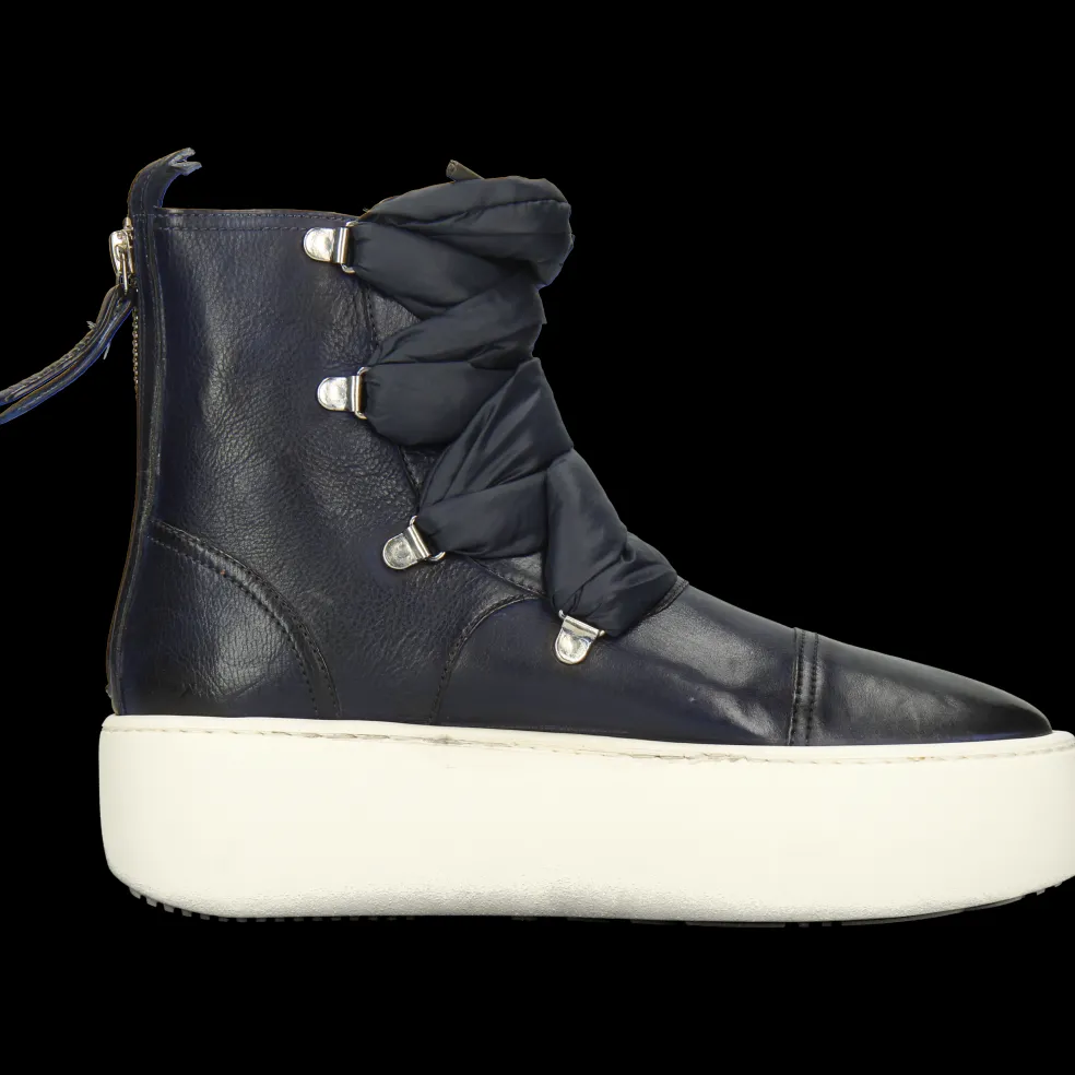 Fiona 1-Melvin & Hamilton Outlet