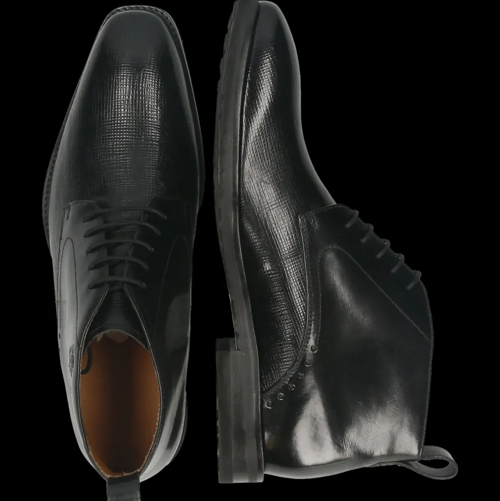 Flynn 3-Melvin & Hamilton Hot