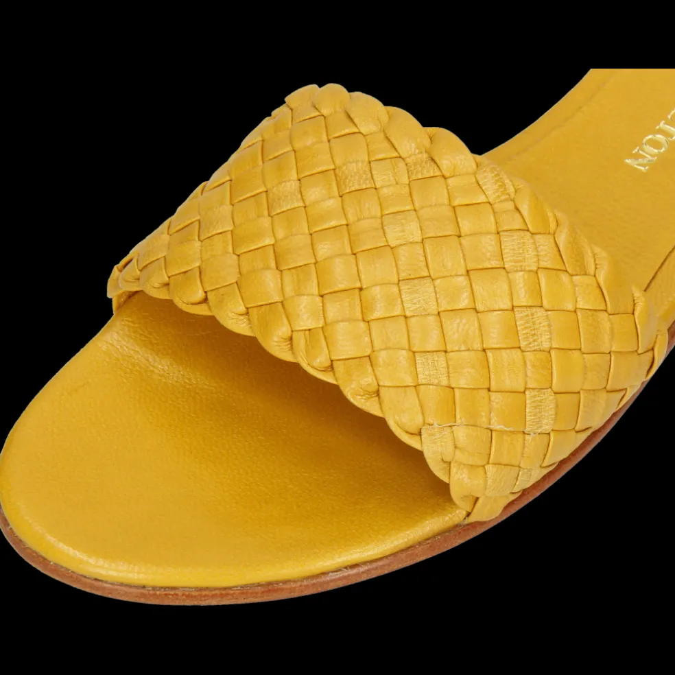 Hanna 26-Melvin & Hamilton Sale