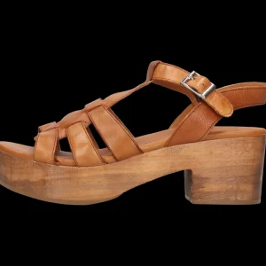 Layla 2-Melvin & Hamilton Store