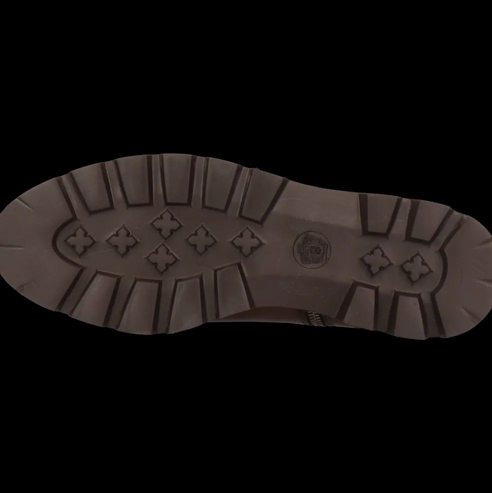 Leonie 25-Melvin & Hamilton Hot