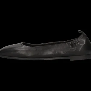 Livia 3-Melvin & Hamilton New