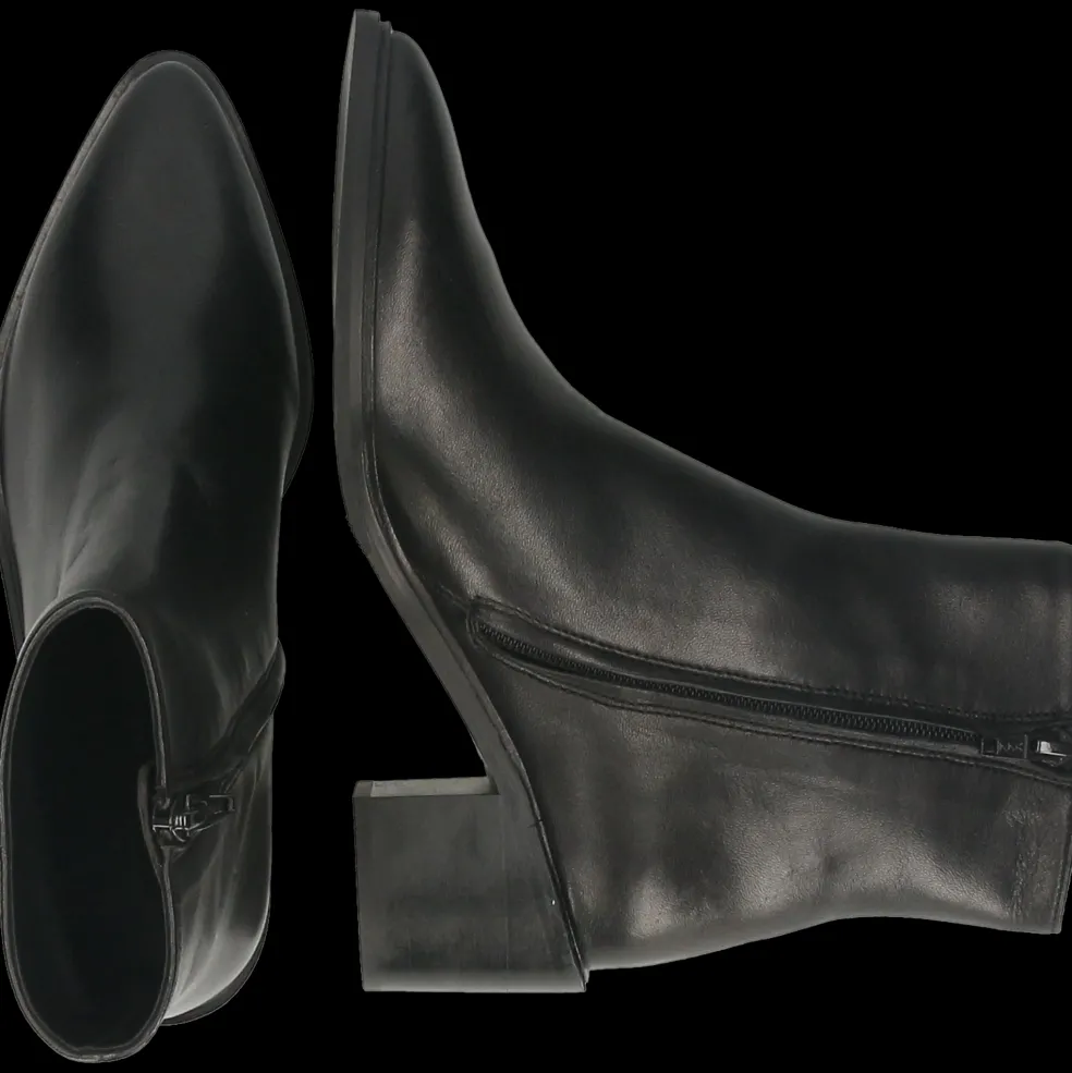 Maisie 1-Melvin & Hamilton Sale