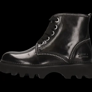 Maria 12-Melvin & Hamilton Clearance