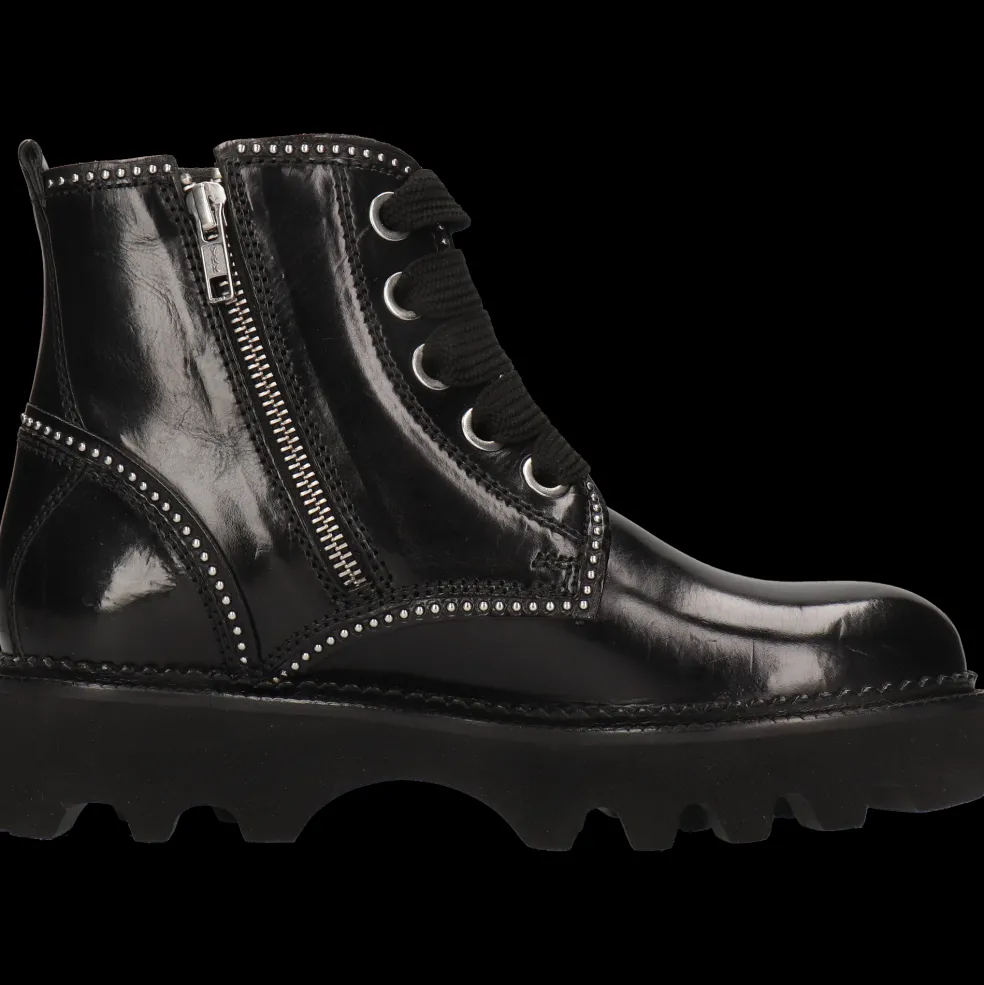 Maria 12-Melvin & Hamilton Clearance