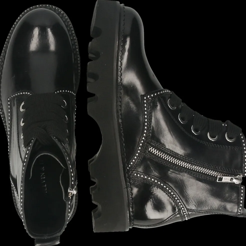 Maria 12-Melvin & Hamilton Clearance