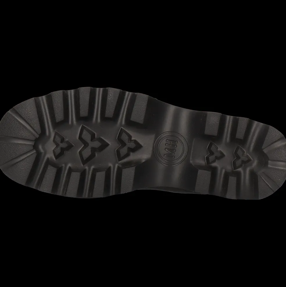 Nyra 2-Melvin & Hamilton Clearance