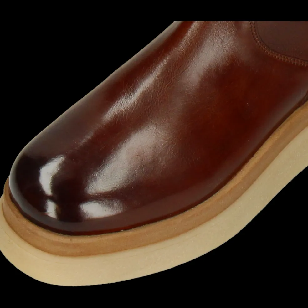 Nyra 3-Melvin & Hamilton Clearance