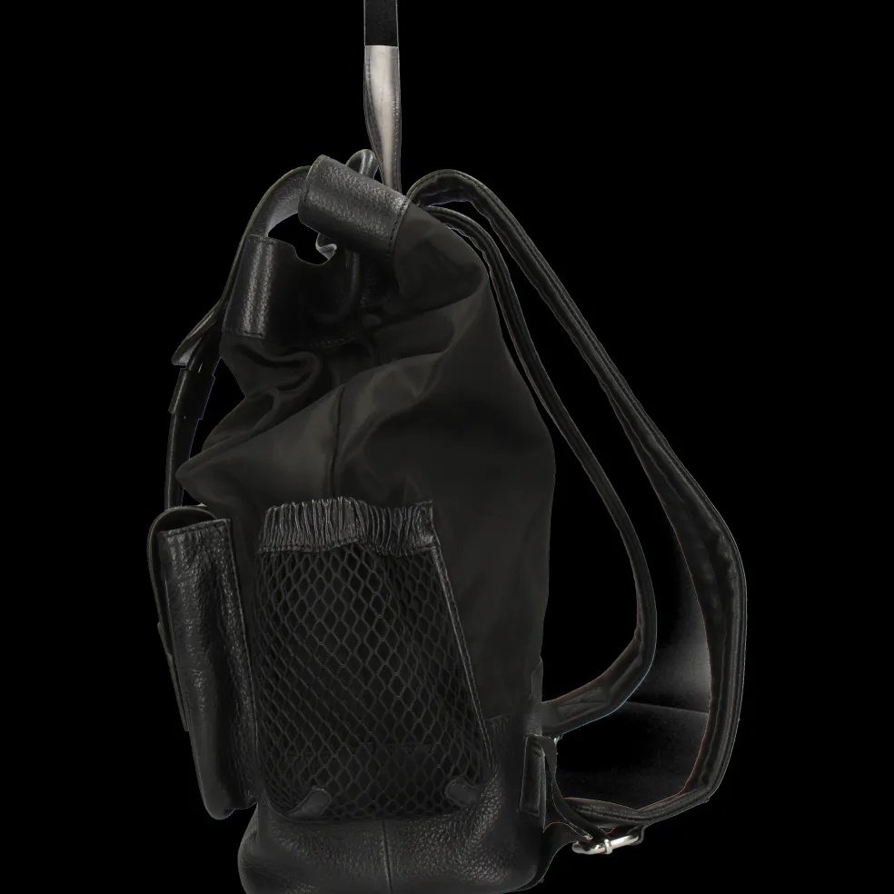 Ottawa-Melvin & Hamilton Outlet