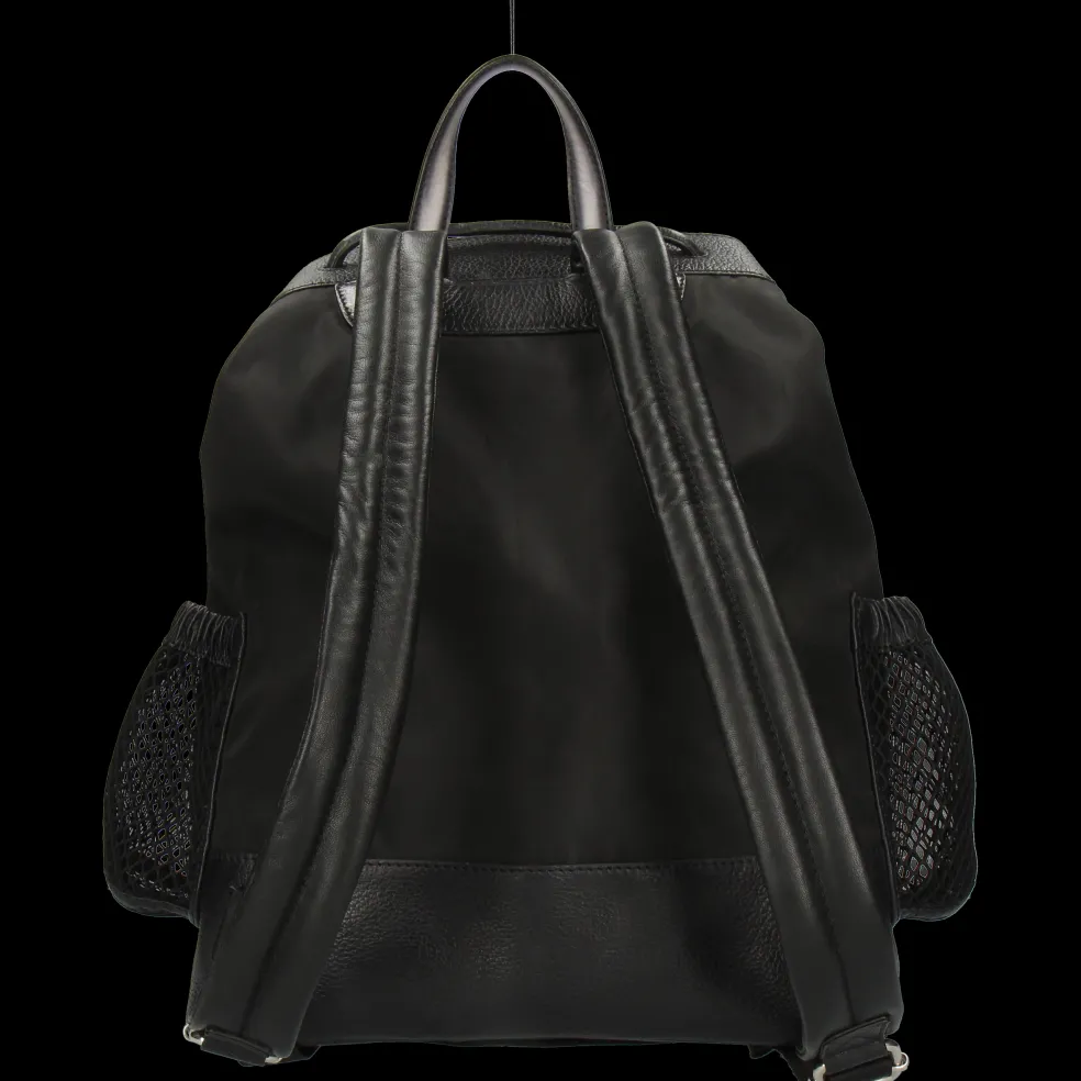 Ottawa-Melvin & Hamilton Outlet