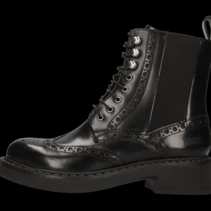 Pia 4-Melvin & Hamilton Online