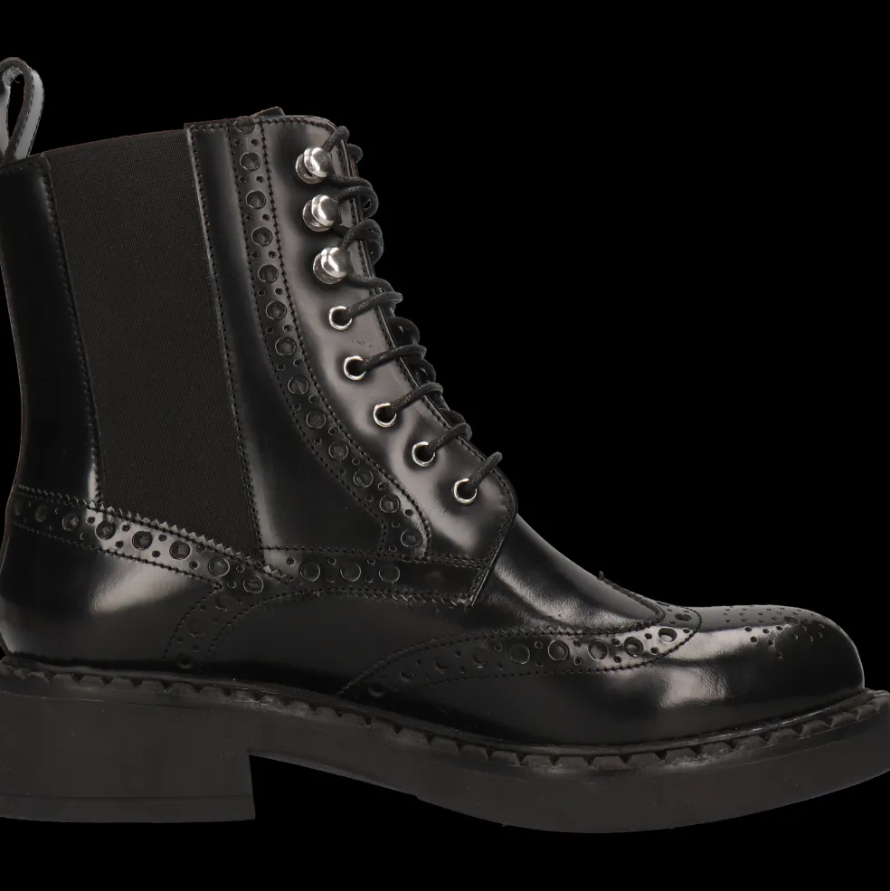 Pia 4-Melvin & Hamilton Online