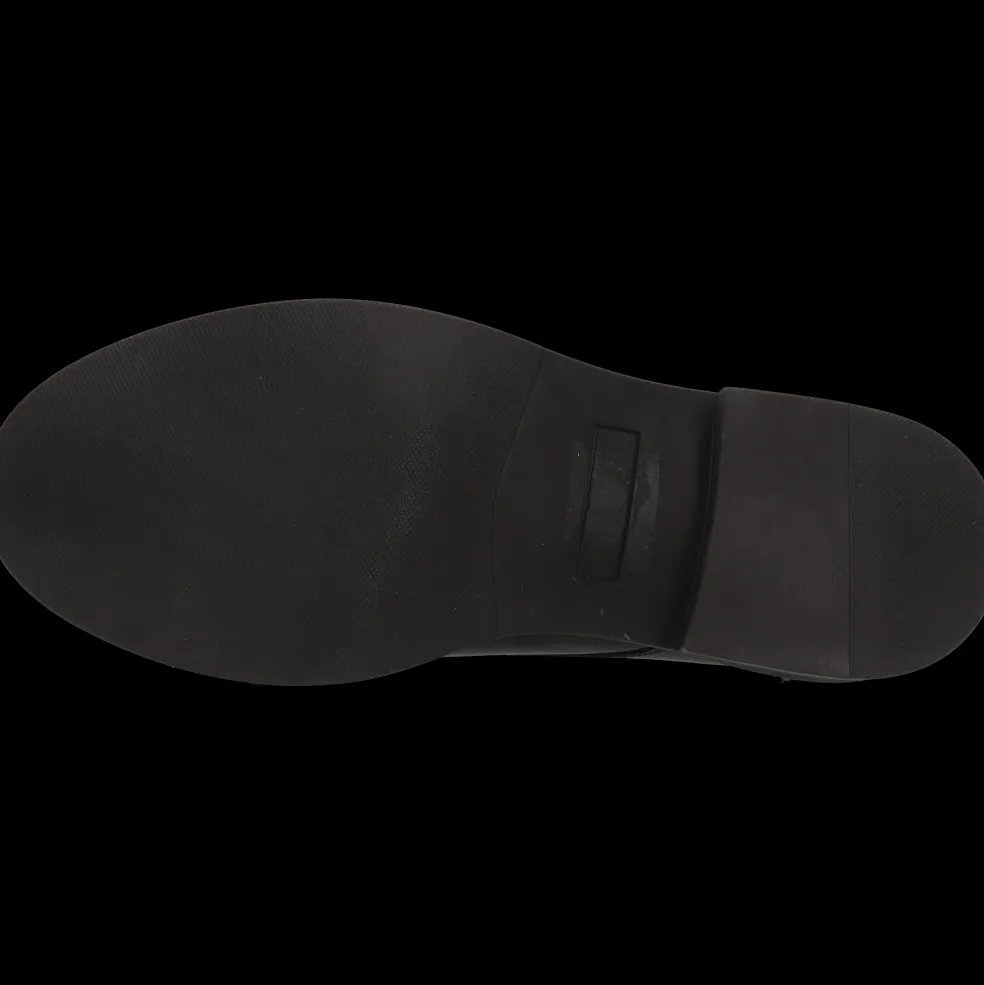 Pia 6-Melvin & Hamilton Sale