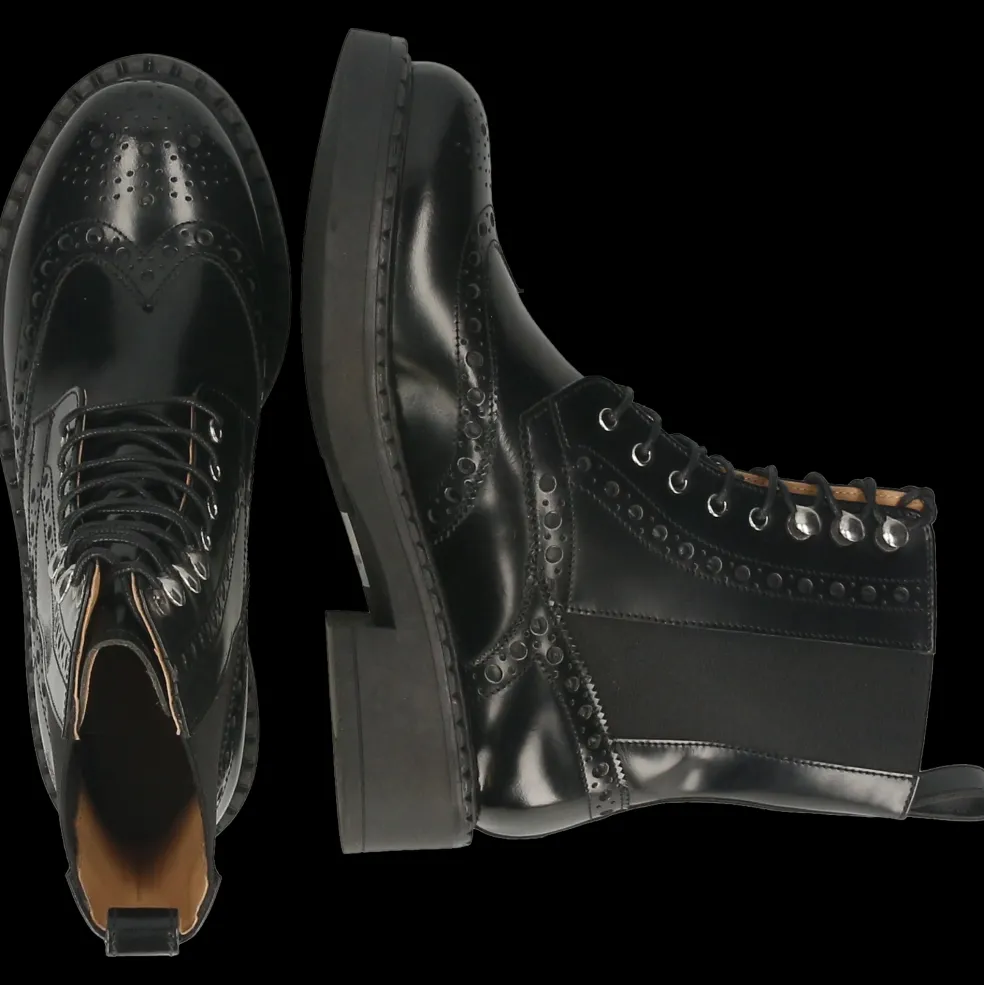 Pia 4-Melvin & Hamilton Online