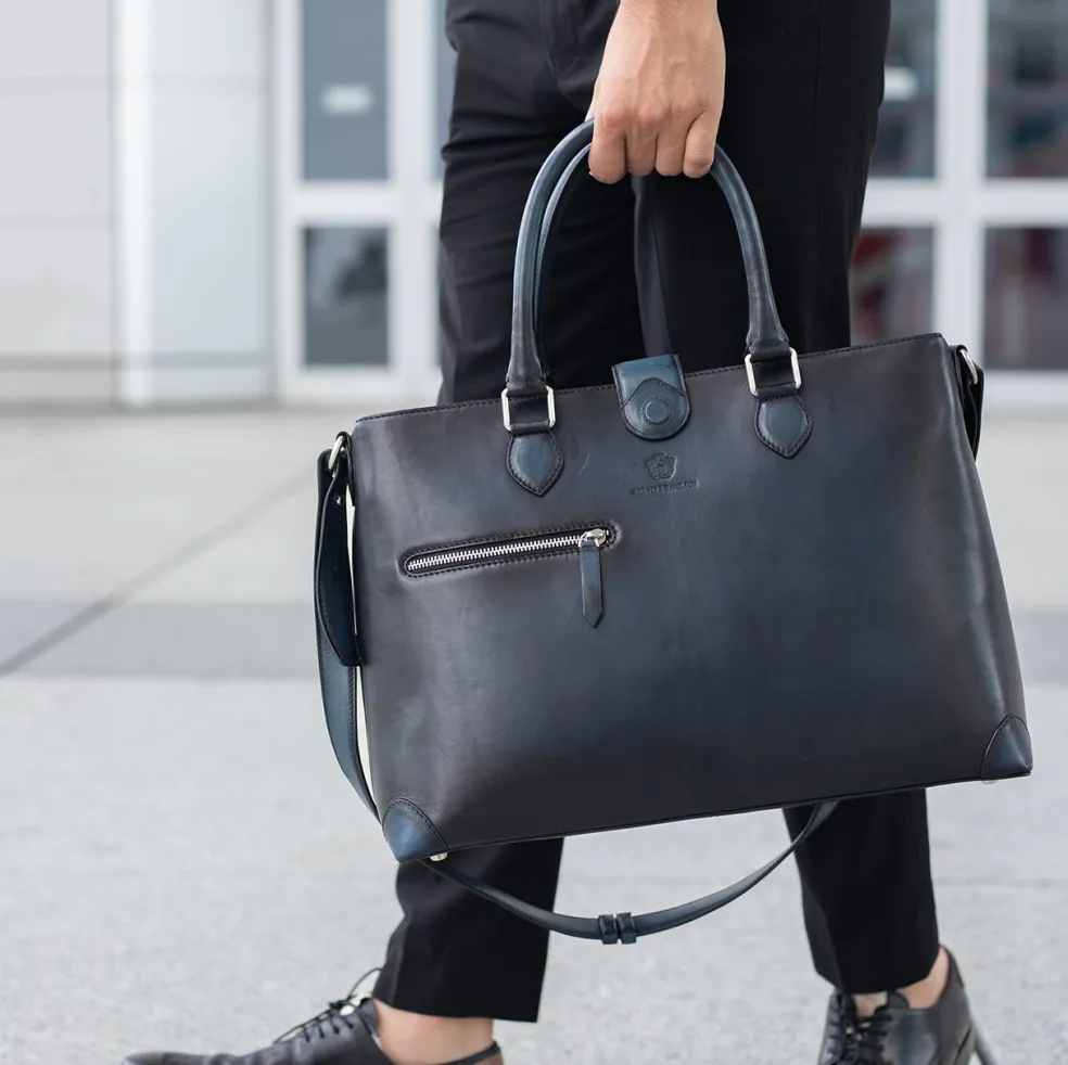 Sapporo-Melvin & Hamilton New